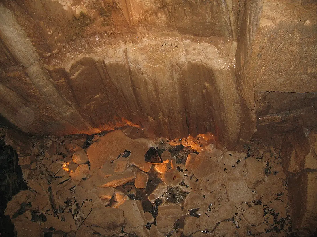 Aillwee Cave (2)