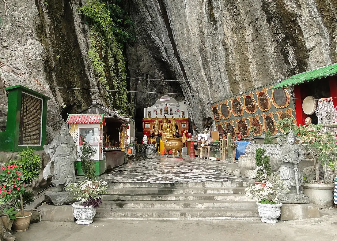 Bashian Caves 02