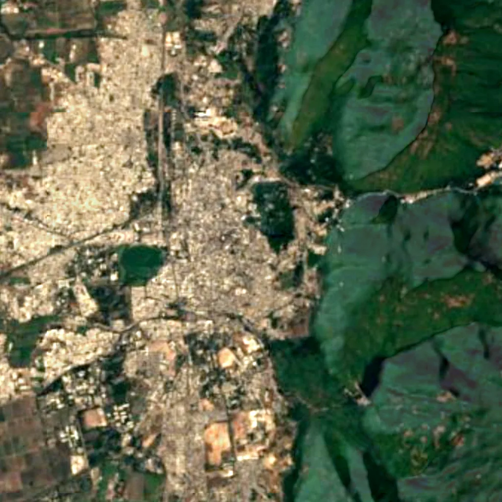 Der Boden über Bava Pyara caves (Sentinel-2)