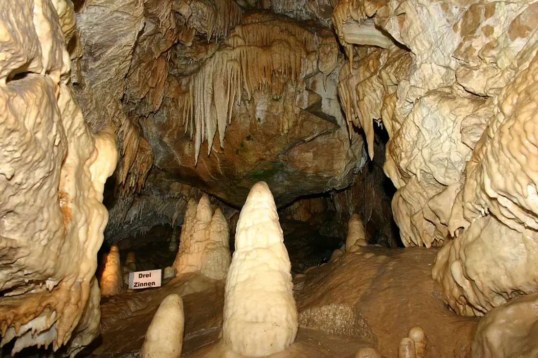 Binghöhle-350