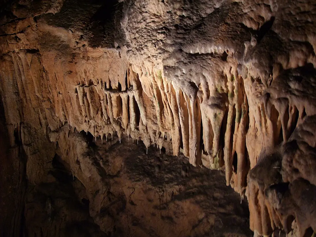 Cave decorations in Biserujka