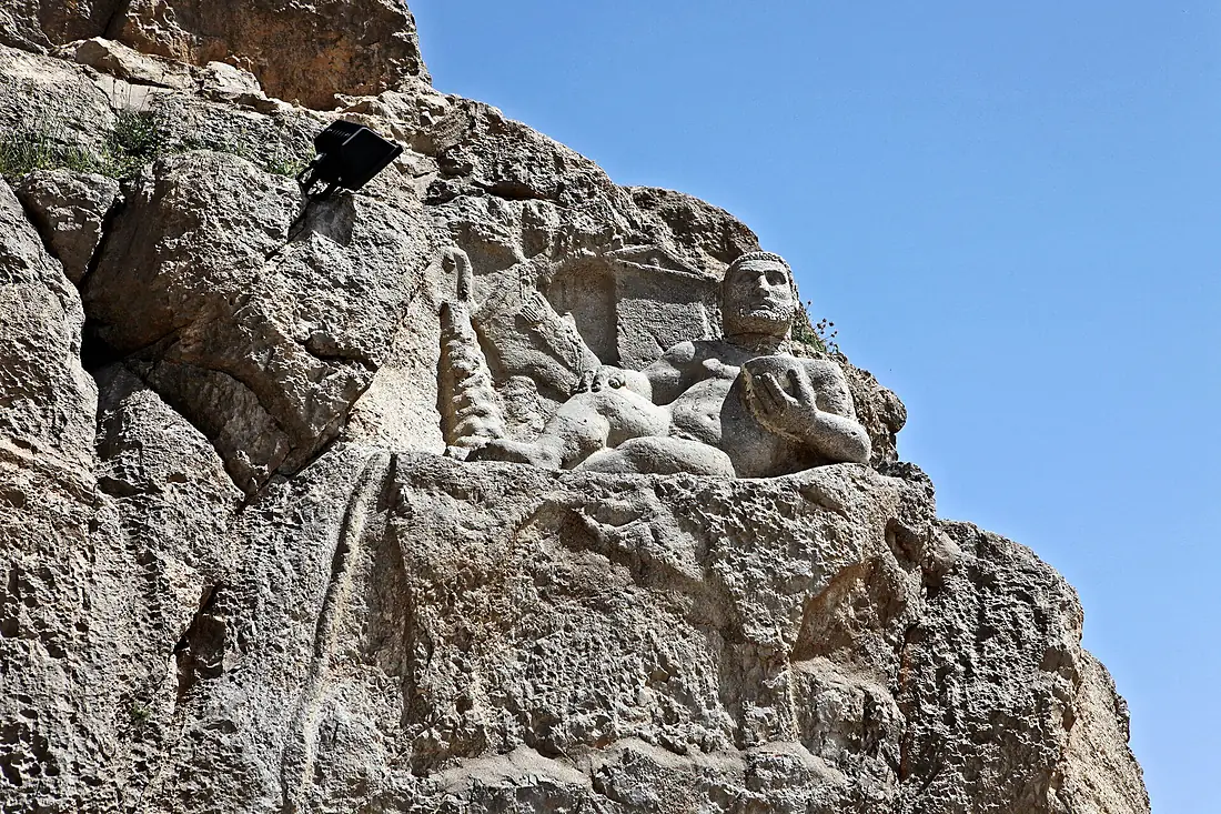Statue of Herakles Bisotun