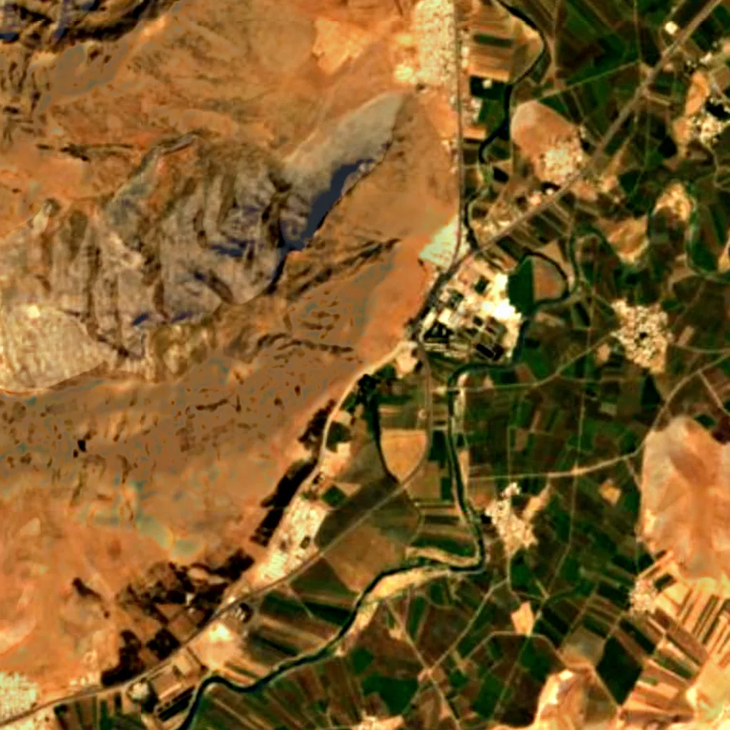 Der Boden über Bisotun Cave (Sentinel-2)