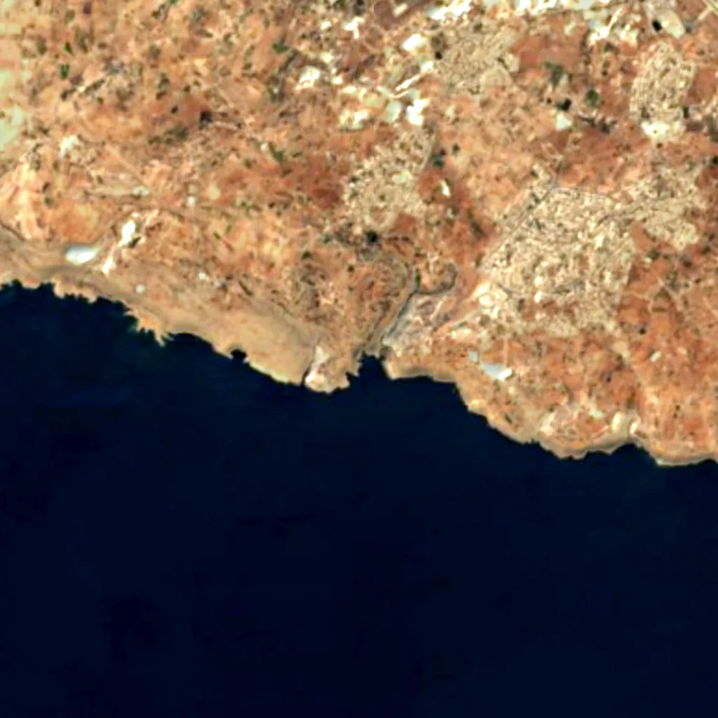 Le sol au-dessus de Grotte bleue (Sentinel-2)