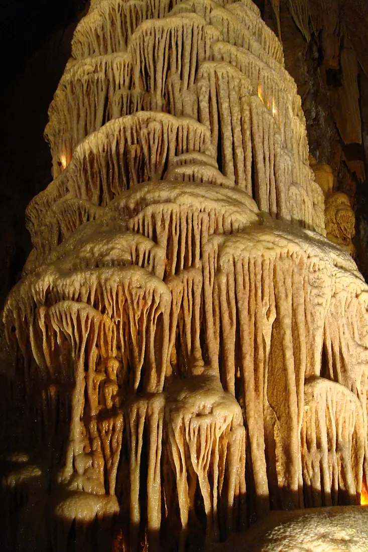 France Lozère Grotte de Dargilan 02