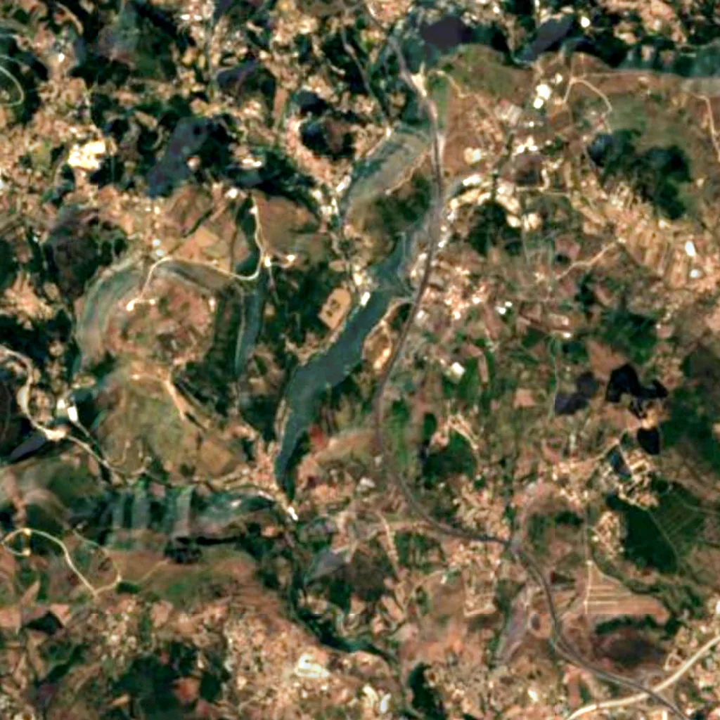 Il terreno sopra Cave of Salemas (Sentinel-2)