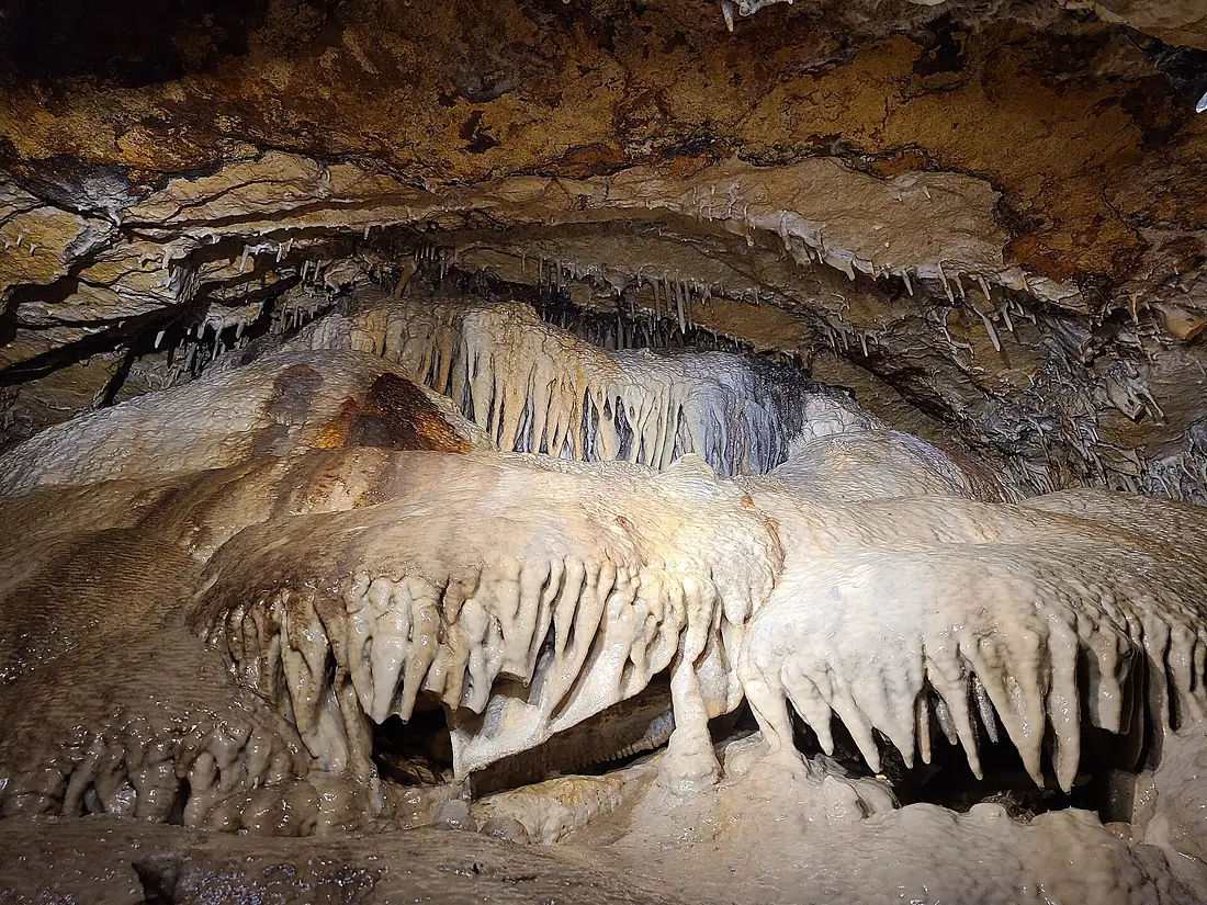 Cave of the Mounds 1