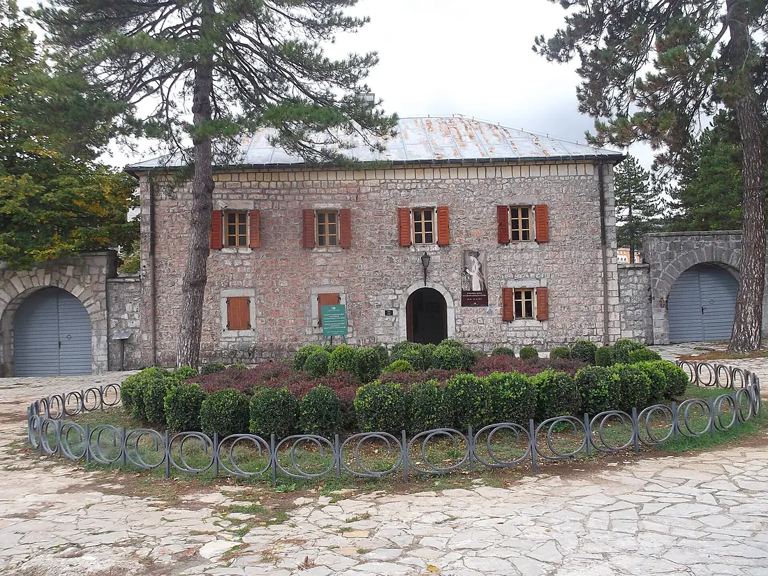 Cetinje, Montenegro - panoramio (27)