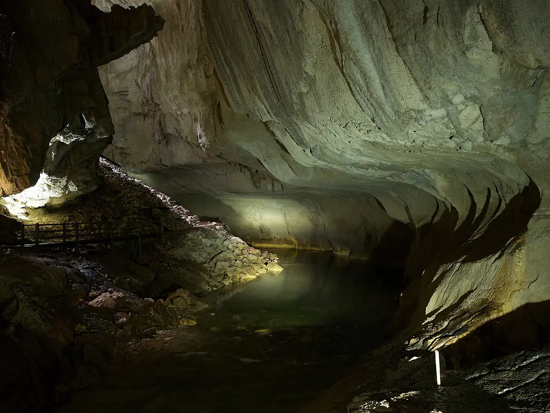 Clearwater Cave (21191773200)