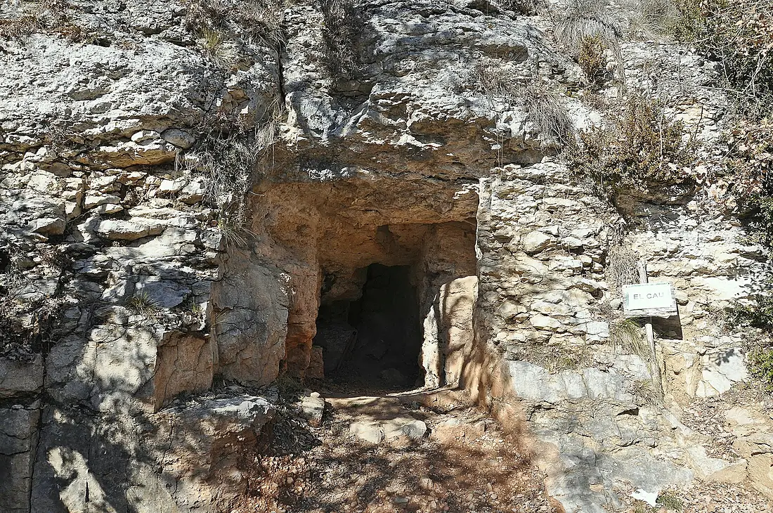 Cuevas del Toll (10)
