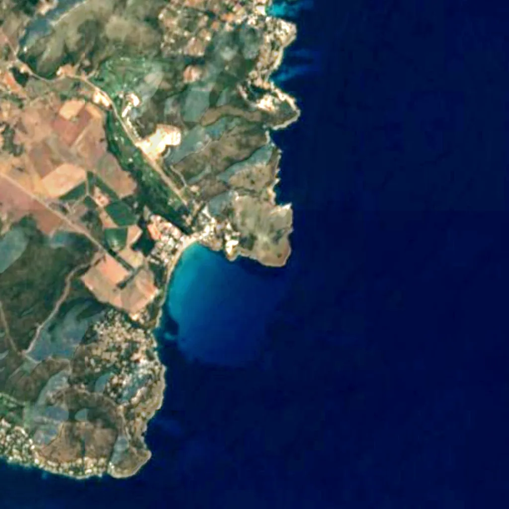 De grond boven Coves d’Artà (Sentinel-2)