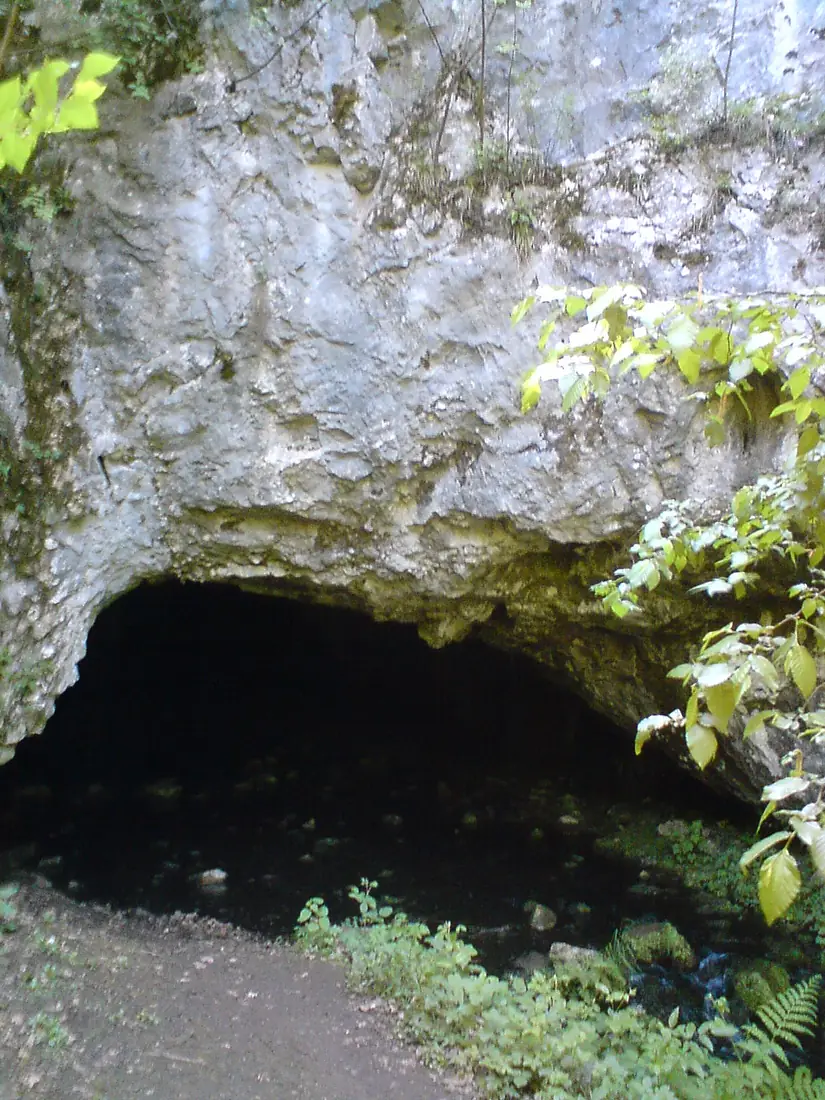 Degurić cave-Gradac