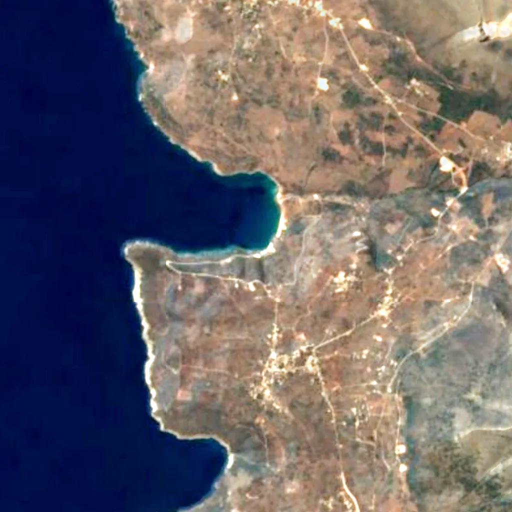 Le sol au-dessus de Diros cave (Sentinel-2)