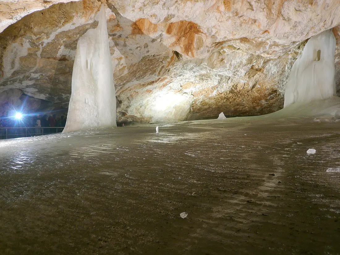 Dobsinska Ice Cave - panoramio