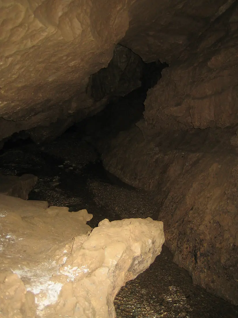 La Struma dans la grotte de Duhlata (Vitocha)