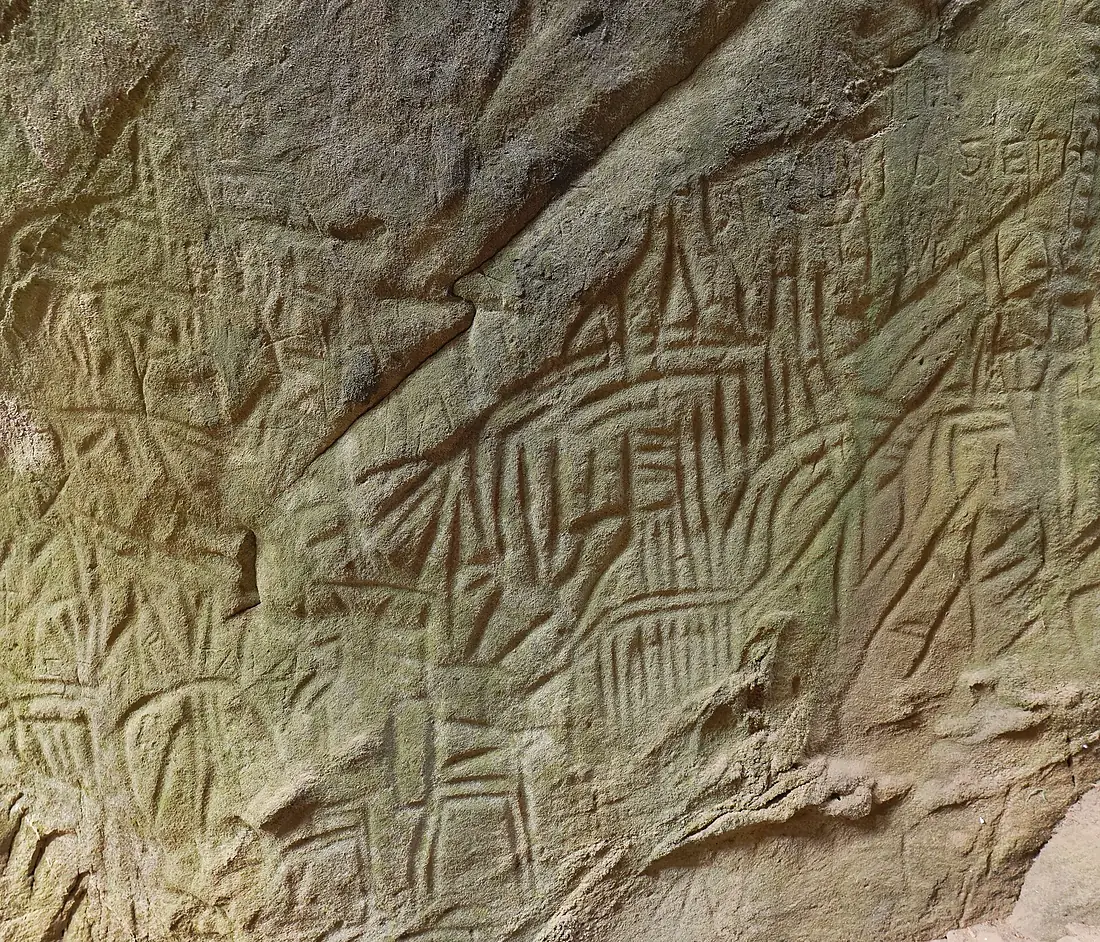 Edakkal Caves - Petroglyphs - 10