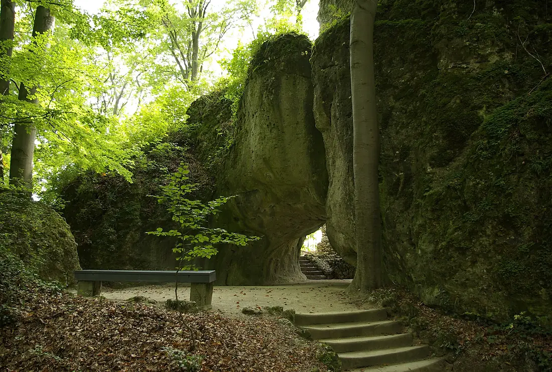 Felsengarten Sanspareil Kalypsogrotte 001
