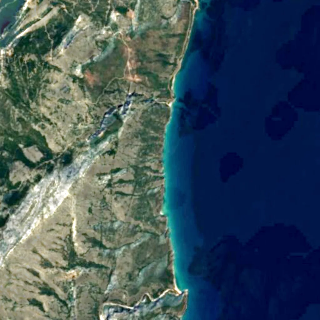 Der Boden über Grotta del Bue Marino (Sentinel-2)
