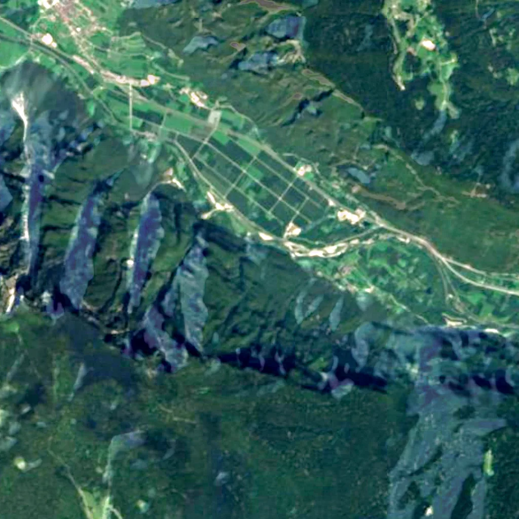 The ground above Grotta della Bigonda (Sentinel-2)