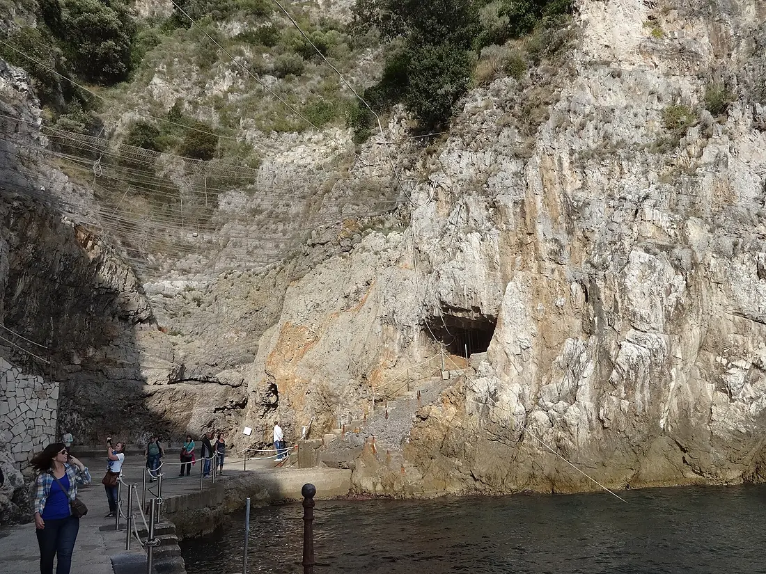 Grotta dello Smeraldo (4)
