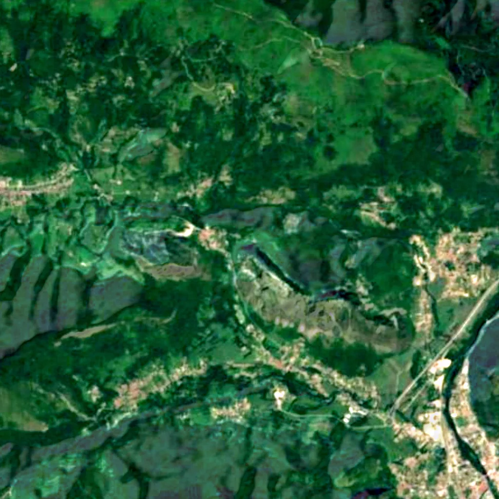 Le sol au-dessus de Grotte de Bédeilhac (Sentinel-2)