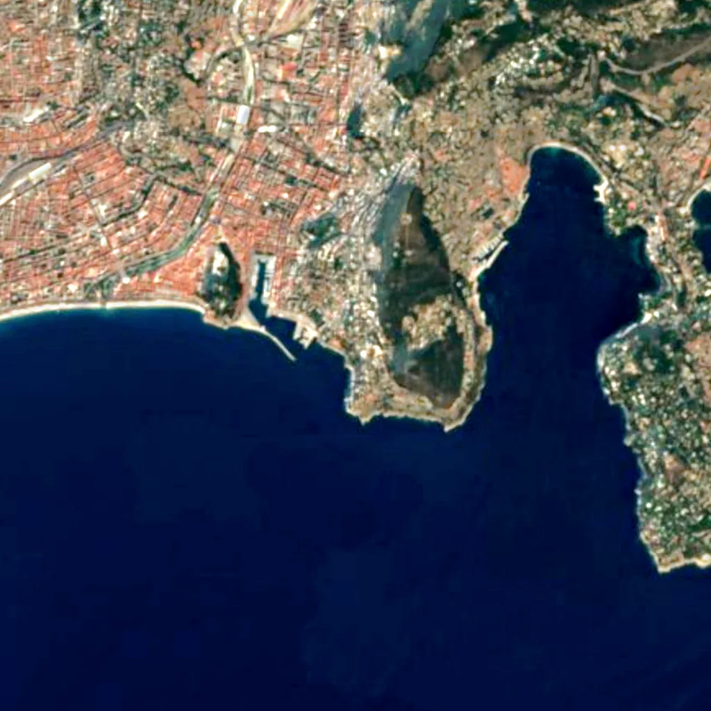 Le sol au-dessus de Grotte du Lazaret (Sentinel-2)