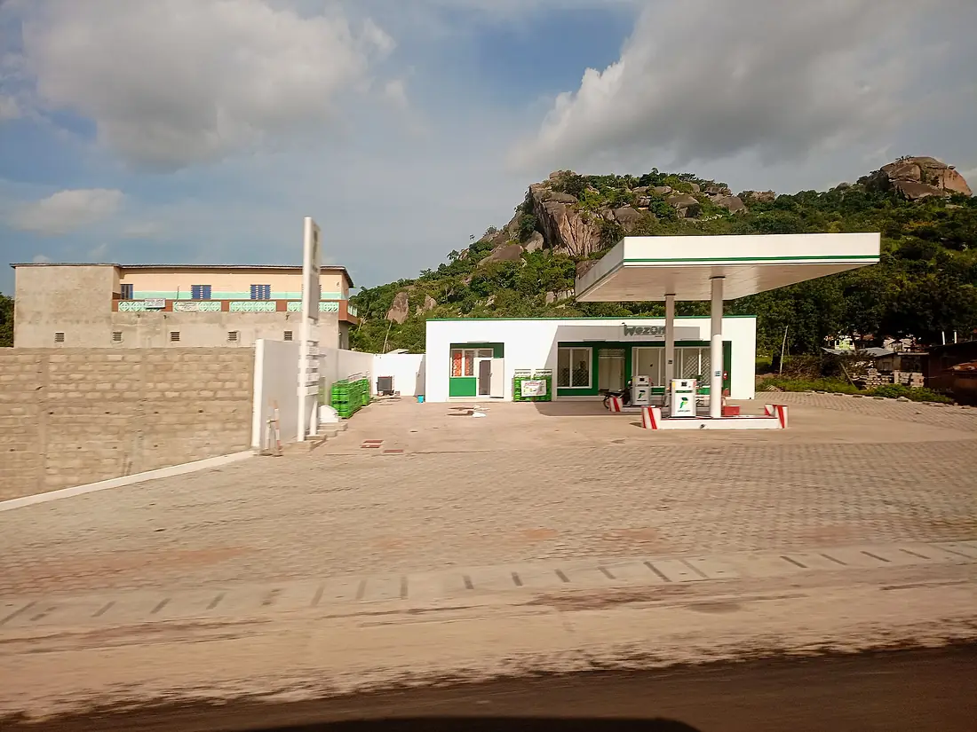 Station de Service Wezon de Dassa au Bénin