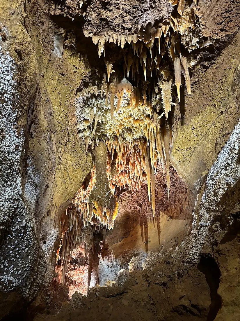 Maxange cave (Dordogne) - Grotte de Maxange (Dordogne)