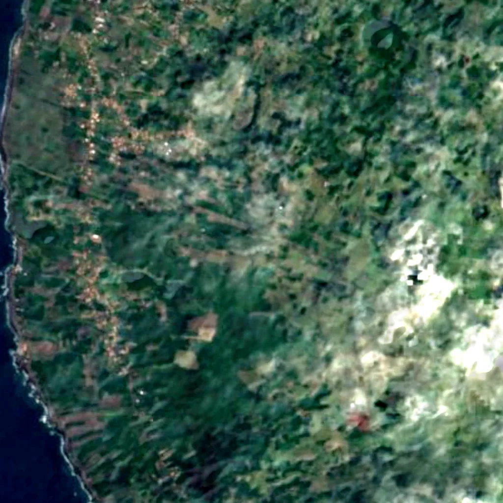 O chão por cima de Gruta das Torres (Sentinel-2)
