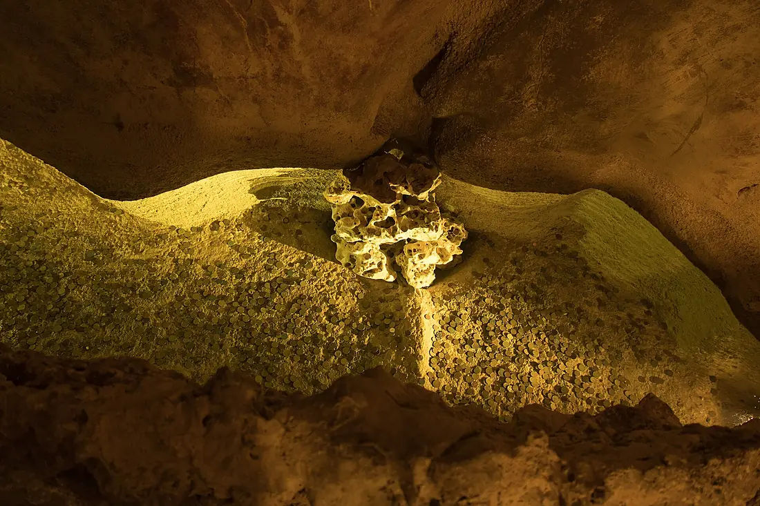 2026-07-25 Grutas da Moeda 02