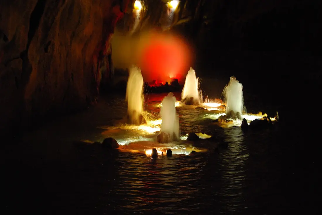 Gruta de Mira D'Aire