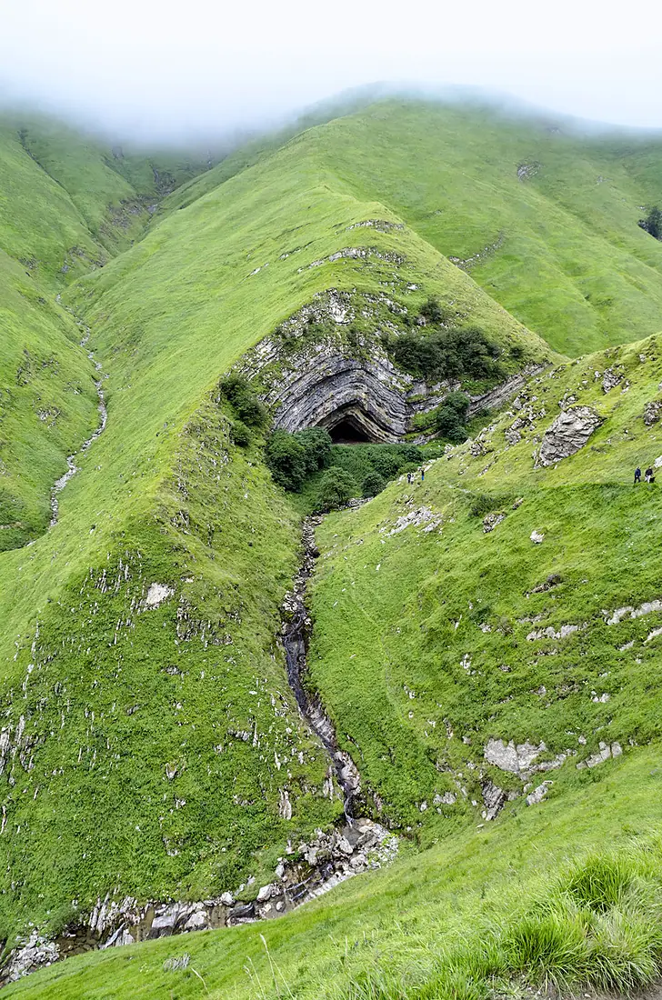Cueva de Arpea (15154133311)