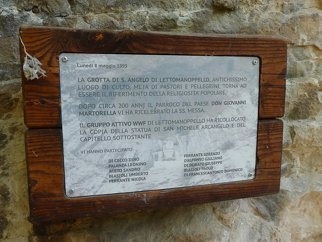 Grotta di Sant'Angelo - Targa
