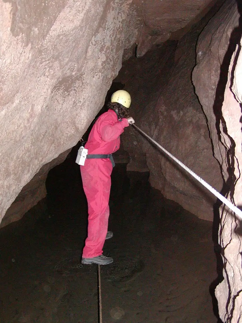 Krásnohorská jaskyňa (2005)