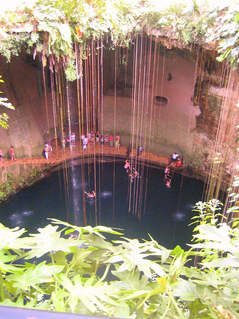 2010 Mexico - Cenote near Piste Yucatan