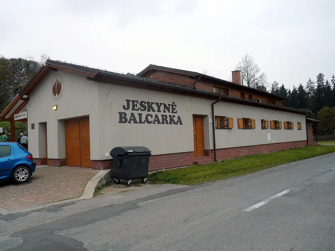 Balkarka Cave - panoramio