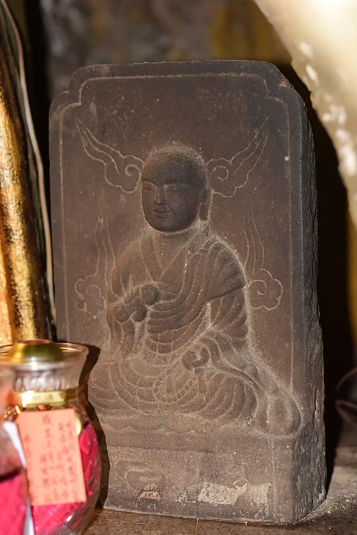 2018 Keelung Fairy Cave Buddhist statue e