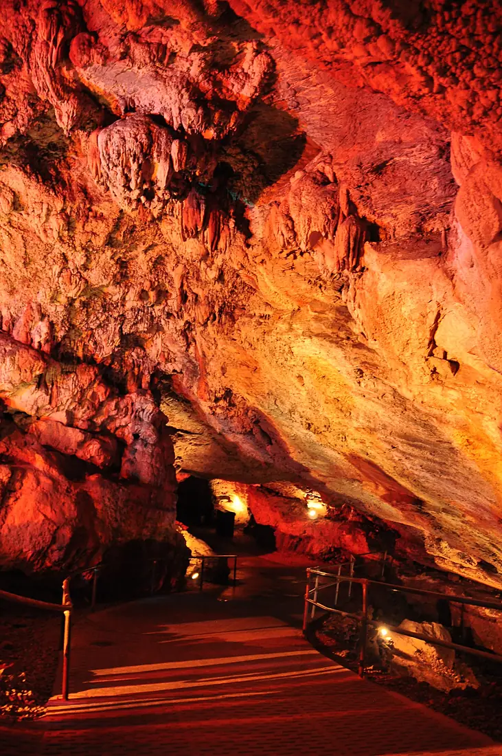 Kents Cavern (6989)