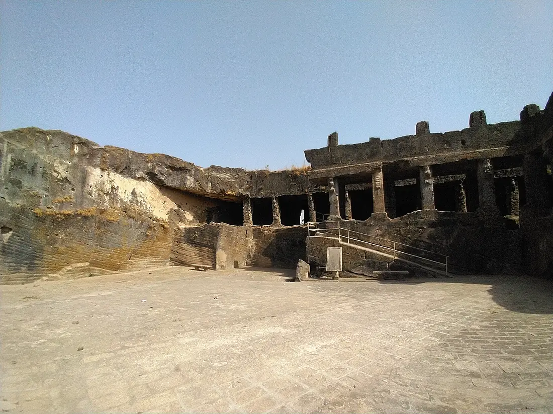 Khapara Kodiya Caves - Frontside