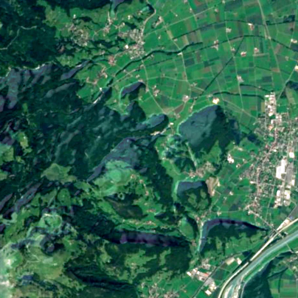 El suelo sobre Kobelwald Kristallhöhle (Sentinel-2)