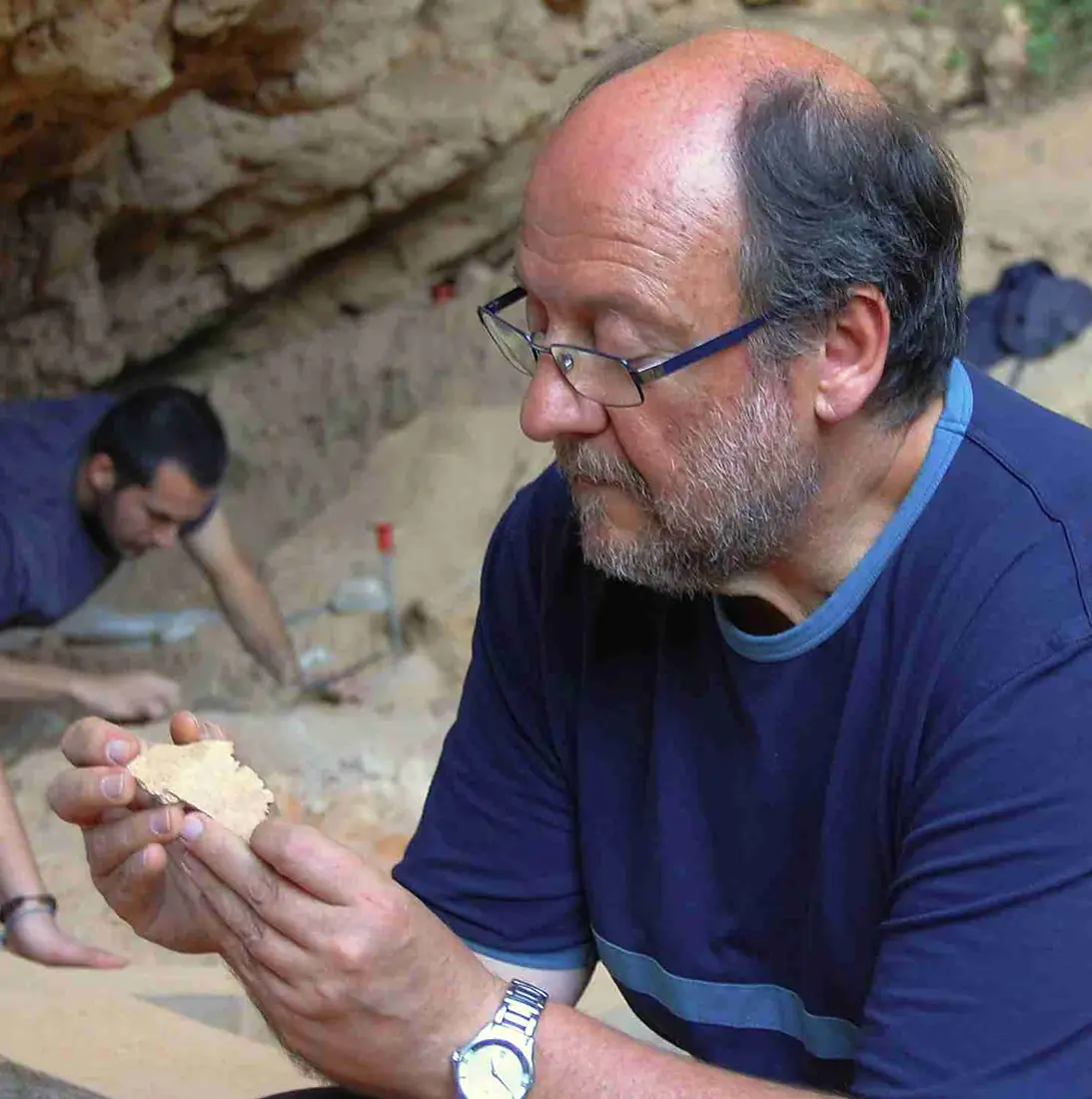 Valentín Villaverde, director de las excavaciones arqueológicas de la Cova Negra