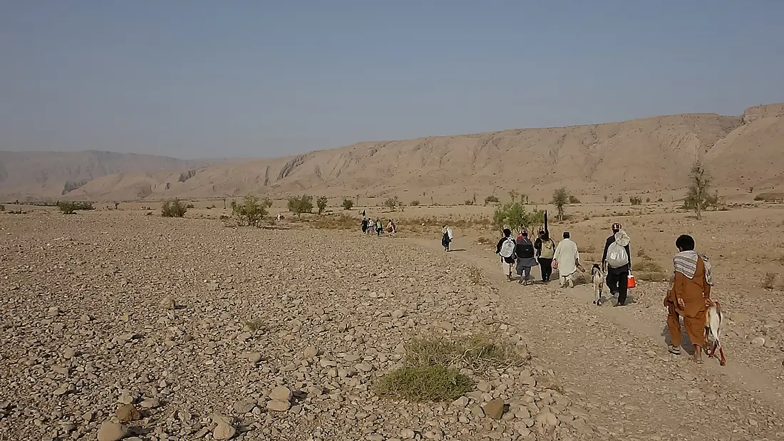 See the style of Lahootis on the way to Cave at Lahoot La Makan