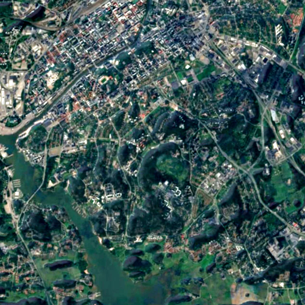 Il terreno sopra Luolavuori Cave (Sentinel-2)