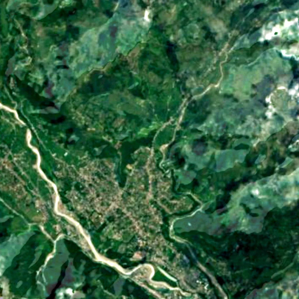 El suelo sobre Cueva Mahendra (Sentinel-2)