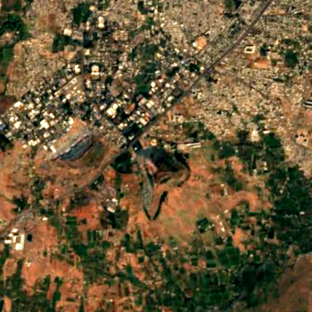 The ground above Nasik Caves (Sentinel-2)