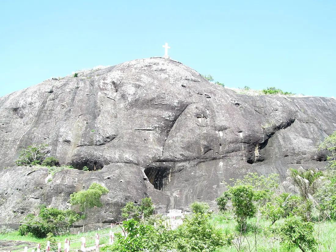 Ngog Lituba 01