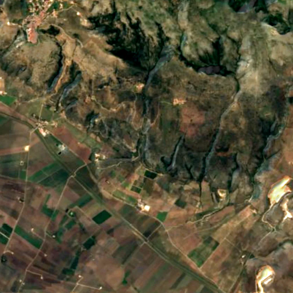 De grond boven Paglicci Cave (Sentinel-2)