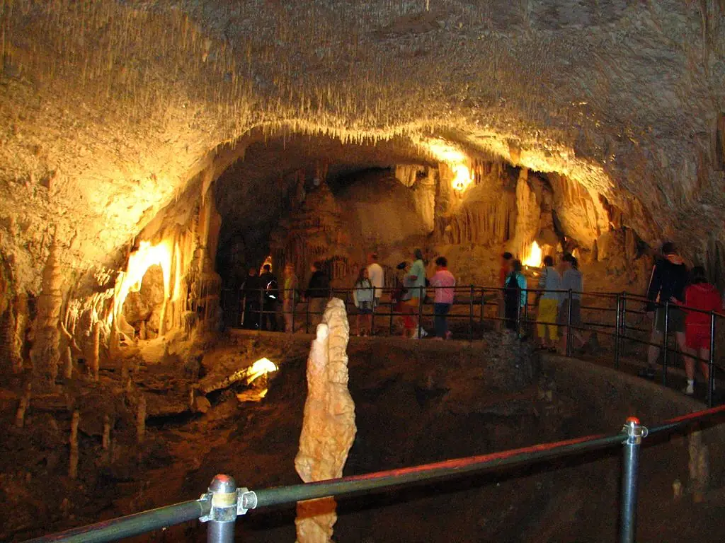 Postojna Cave (13)
