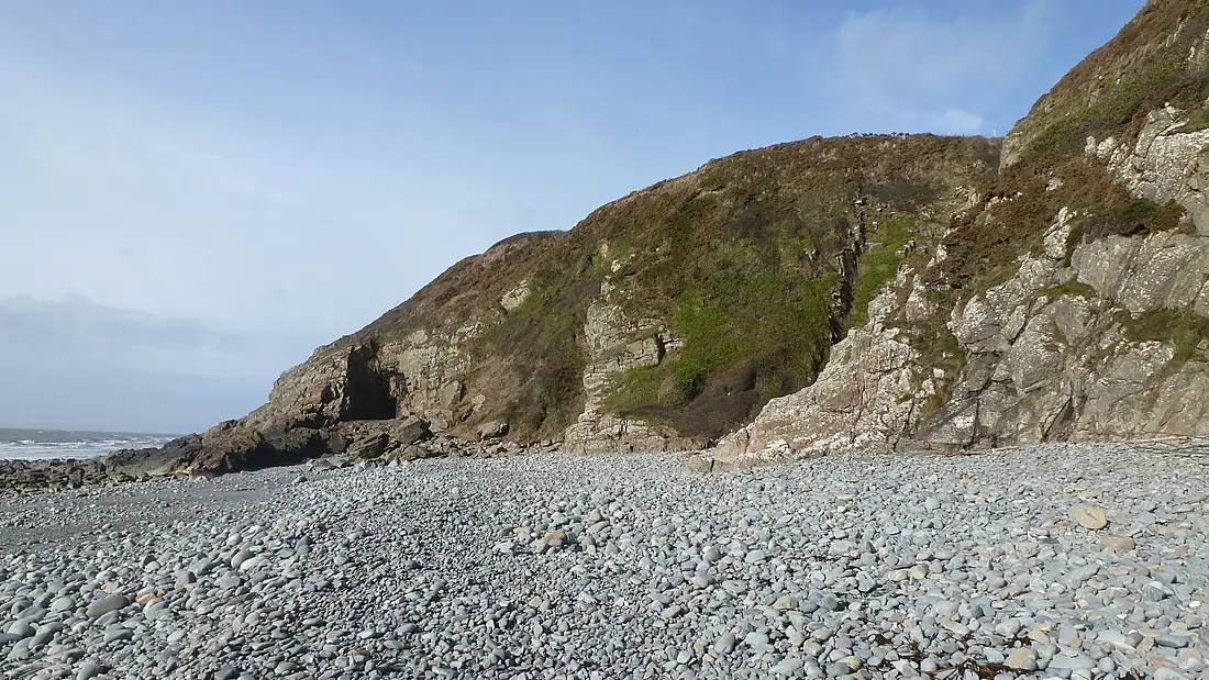 08727 St Ninian's Cave, Physgill, Glasserton 001