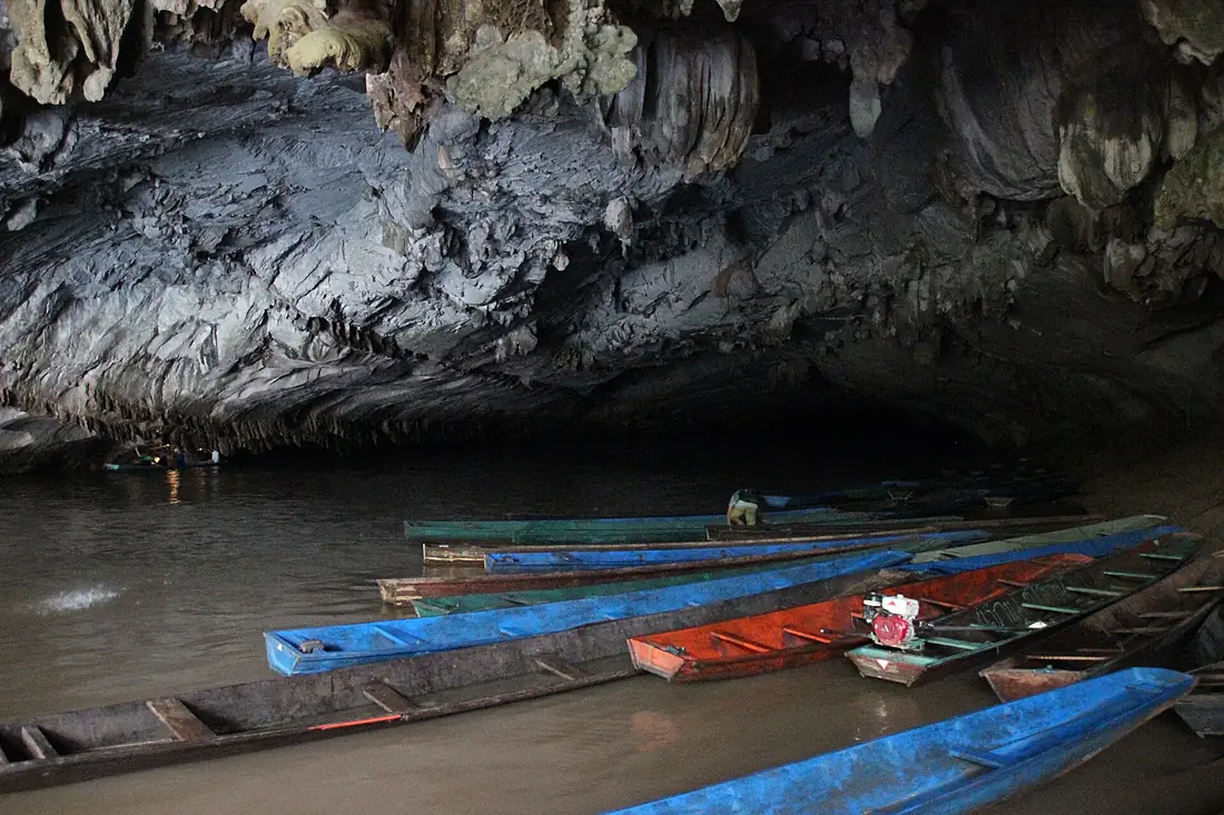 Konglor cave laos